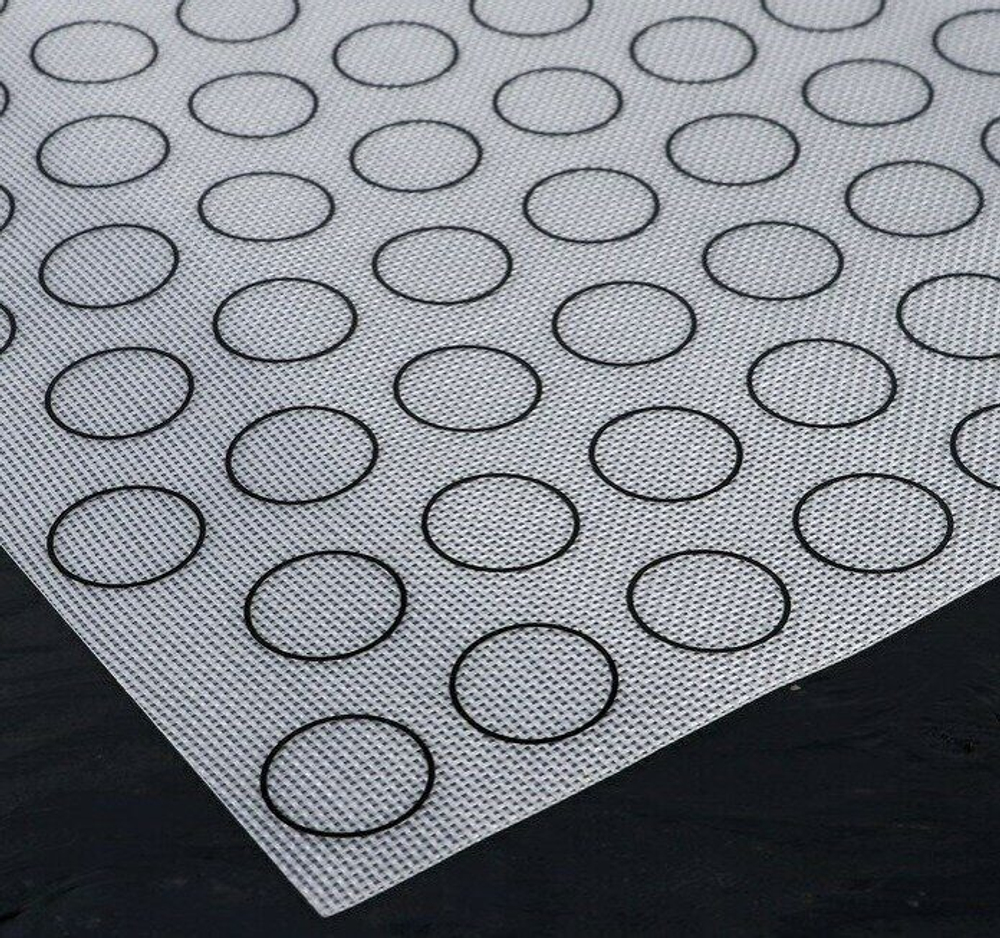 Коврик армированный для макаронс 56,537 см