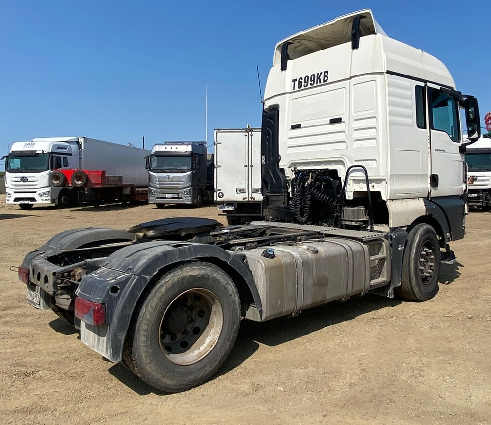 MAN TGX 4x2 Седельный тягач 18.440 4x2 BLS (Дизельный, 10,5 л, 441 л.с., АТ)