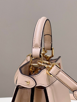 Fendi Peekaboo ISeeU Petite 20 cm
