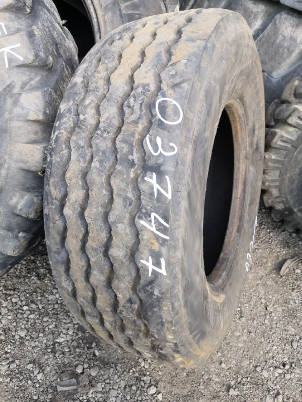 385/65R22.5 Kama NT201 шина б/у