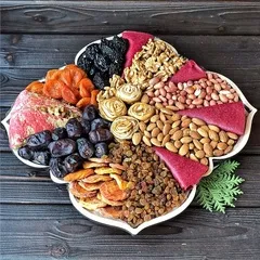 Подарочная корзина орехов и сухофруктов № 10 / 2,5 кг Подарочная корзина орехов и сухофруктов № 10 / 2,5 кг