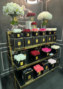 Букет из роз и лилий ароматизированный и 2 спрея 10мл Cote Noire Gold & Ivory White белый