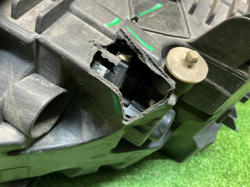 Фара правая Volvo XC60 2 (2017-2021) LED