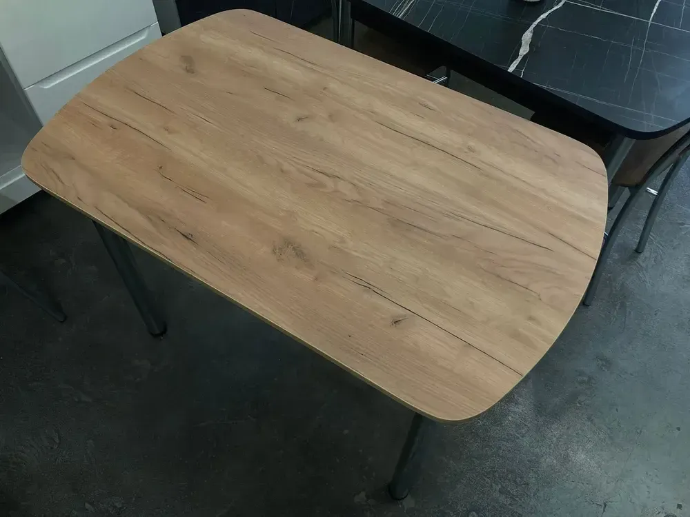 Стол ЛДСП 1100*700 нераздвижной (подстолье прямое нераздвижное дуб крафт золотой)