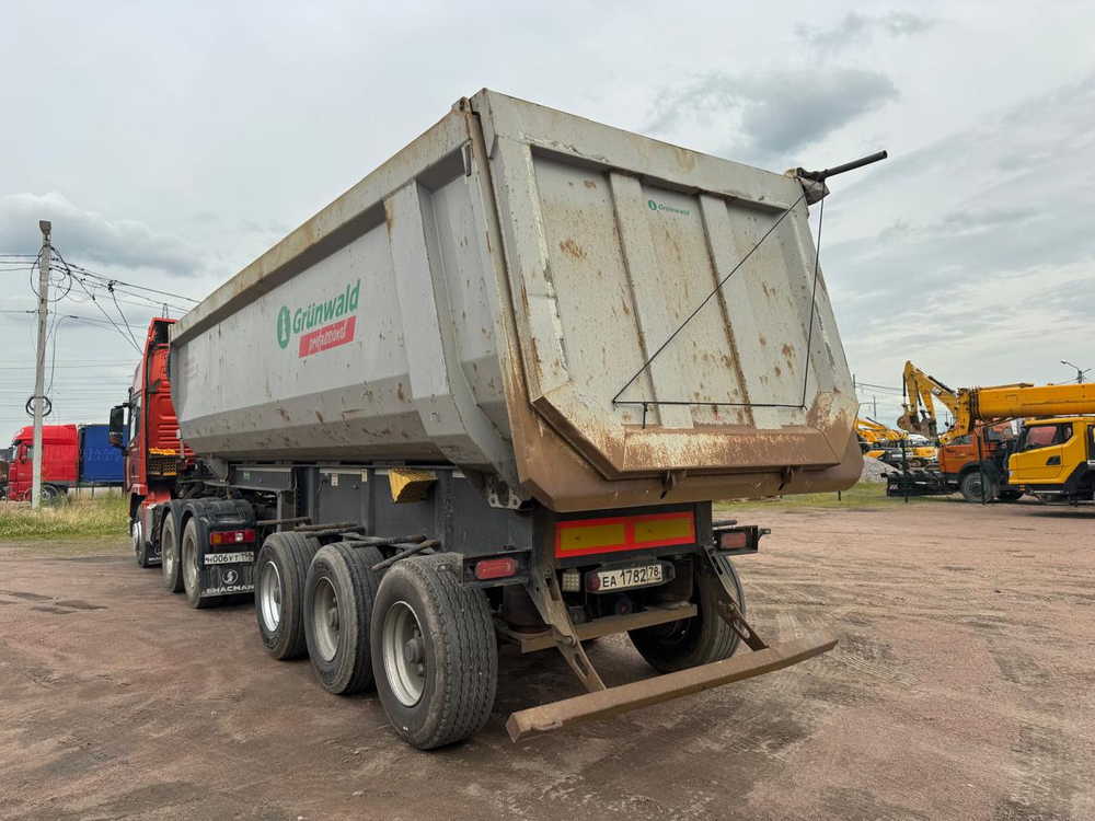 Shacman (Shaanxi) SX* 6x4 Седельный тягач SX42584V324 (Дизельный, 11,6 л, 423 л.с., МТ)