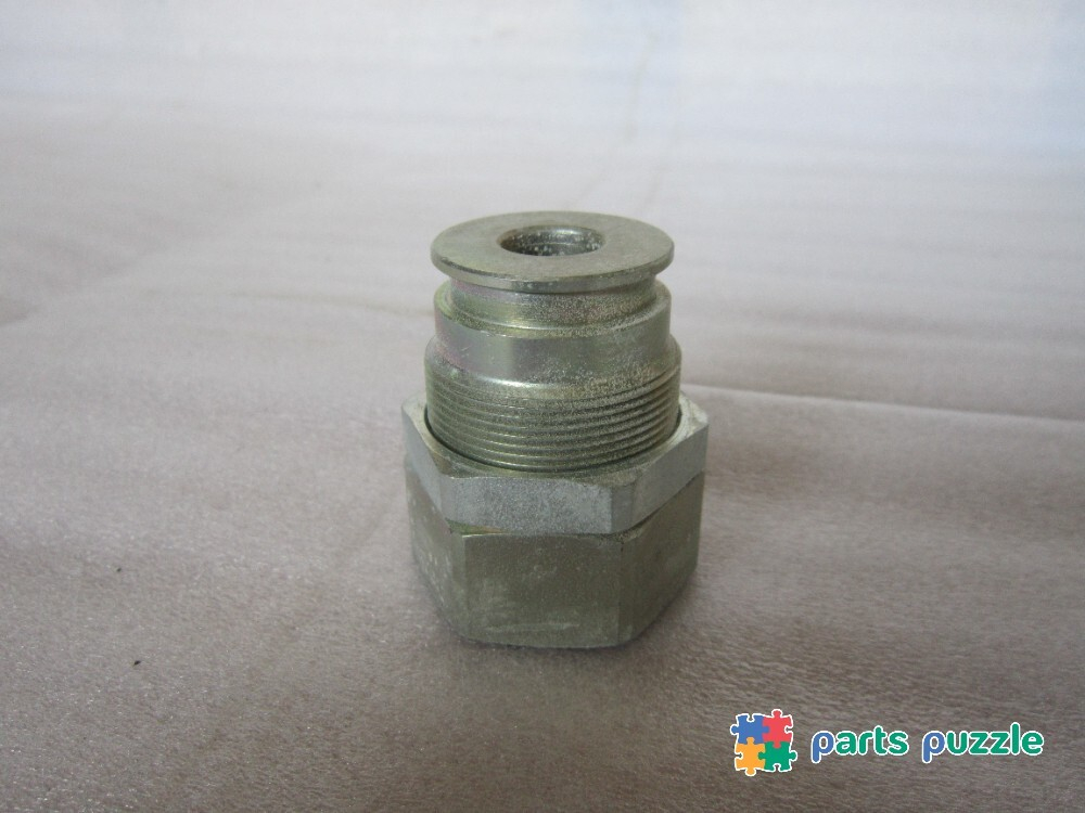 Адаптeр, переходник (тройник) топливного коллектора / ADAPTOR АРТ: 994-856