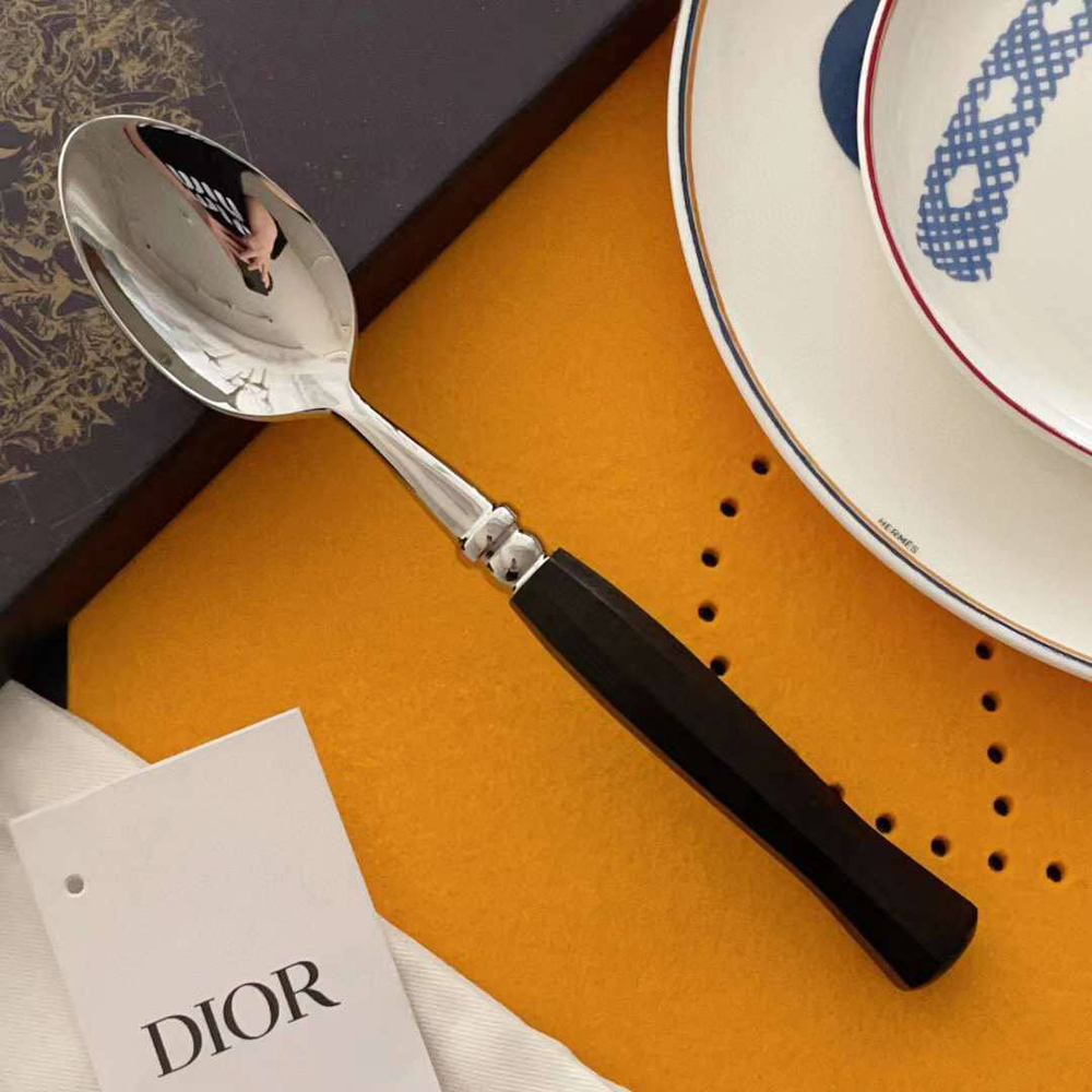 Набор столовых приборов Dior