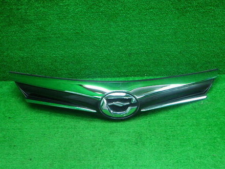 решетка радиатора Toyota Corolla Axio / Fielder NZE161 NKE165