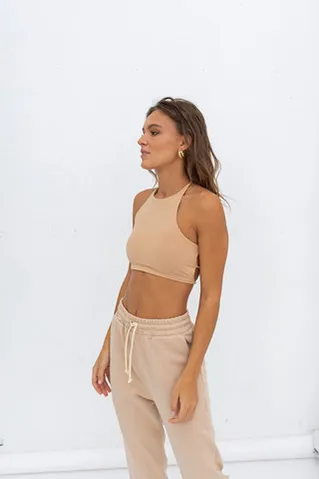 Топ с завязками сзади бежевого цвета