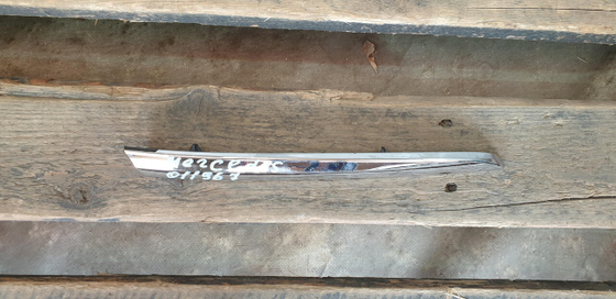 Молдинг крышки багажника левый GLC (C253) Coupe 16-23 Б/У Оригинал A2537430500