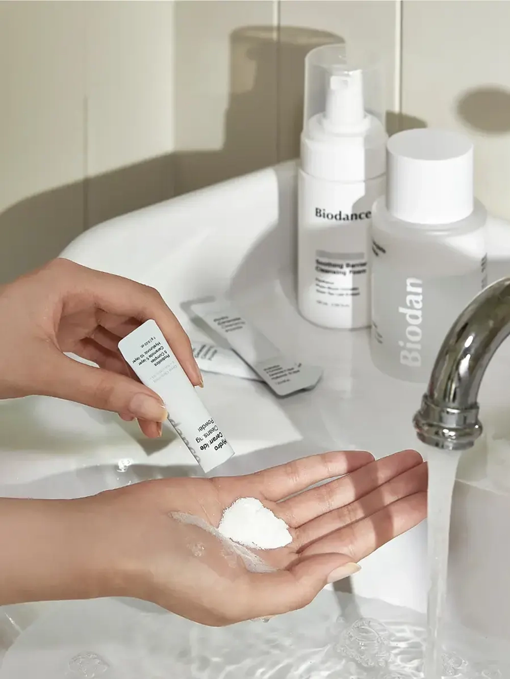 BIODANCE Энзимная пудра с пробиотиками и керамидами Hydro Ceramide Cleansing Powder (1 шт.)
