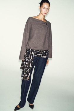 ZARA ДЖЕМПЕР С БРОШЬЮ, СЕРОВАТО-КОРИЧНЕВЫЙ