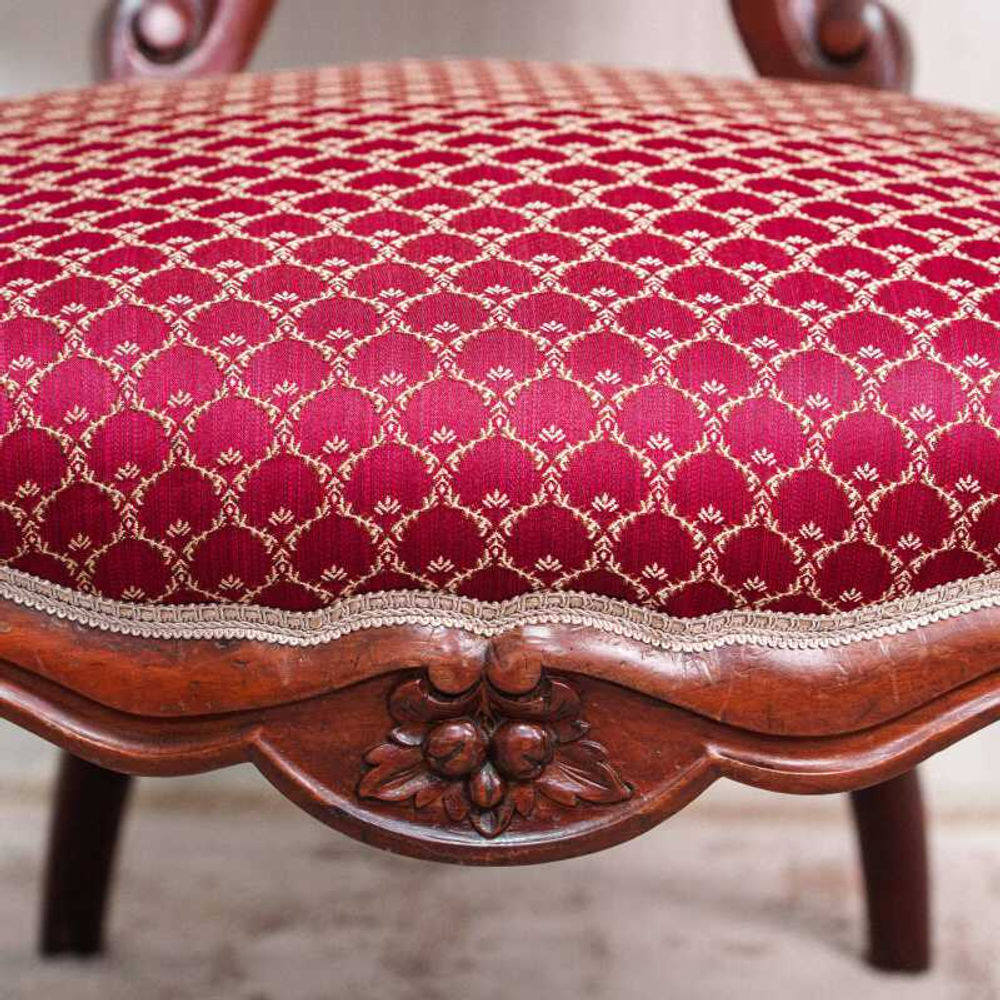 Кресло в стиле Луи Филиппа