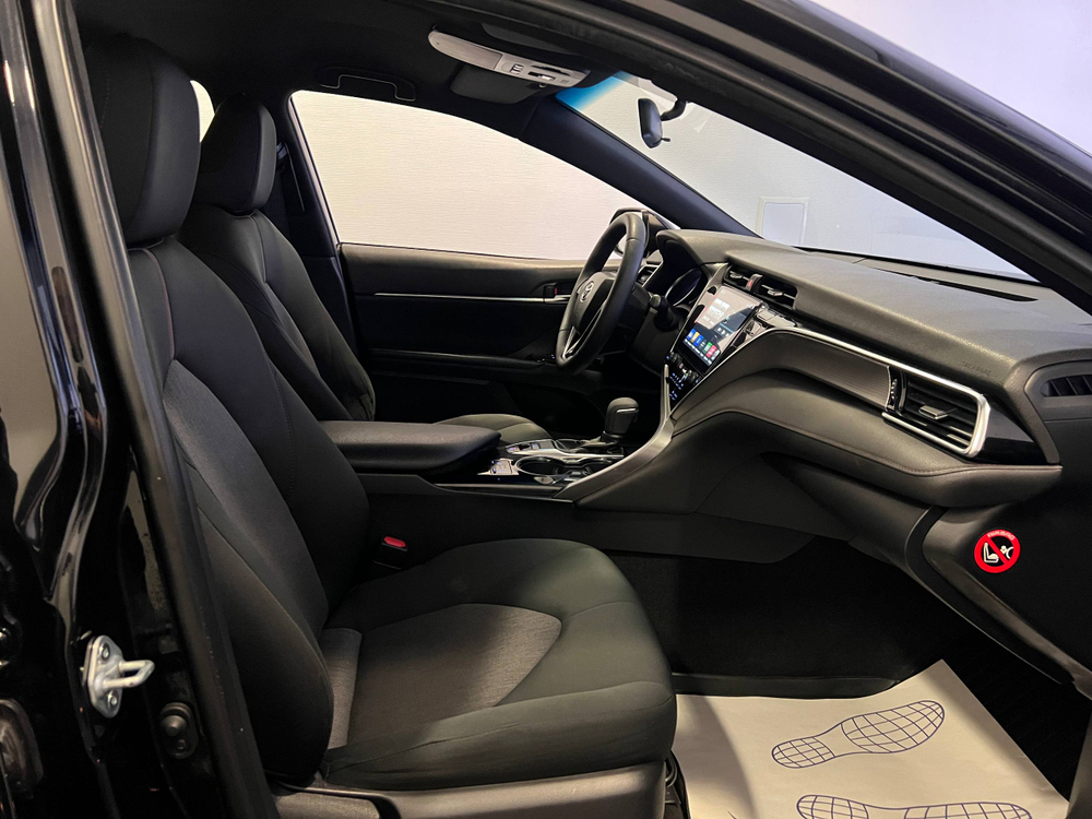 Toyota Camry, 2019 год