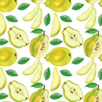 Айва с листиками