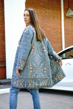 Пальто "Мильфлёр", по мотивам средневековых гобеленов выполненных в технике мильфлёр