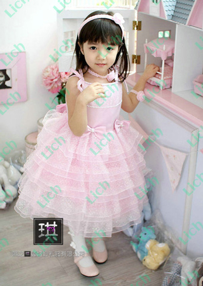 Платье детское с многоярусной юбкой из фактурного шифона