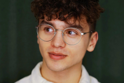 Овальная оправа Romeo