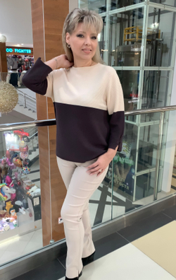 Бежево-коричневый джемпер