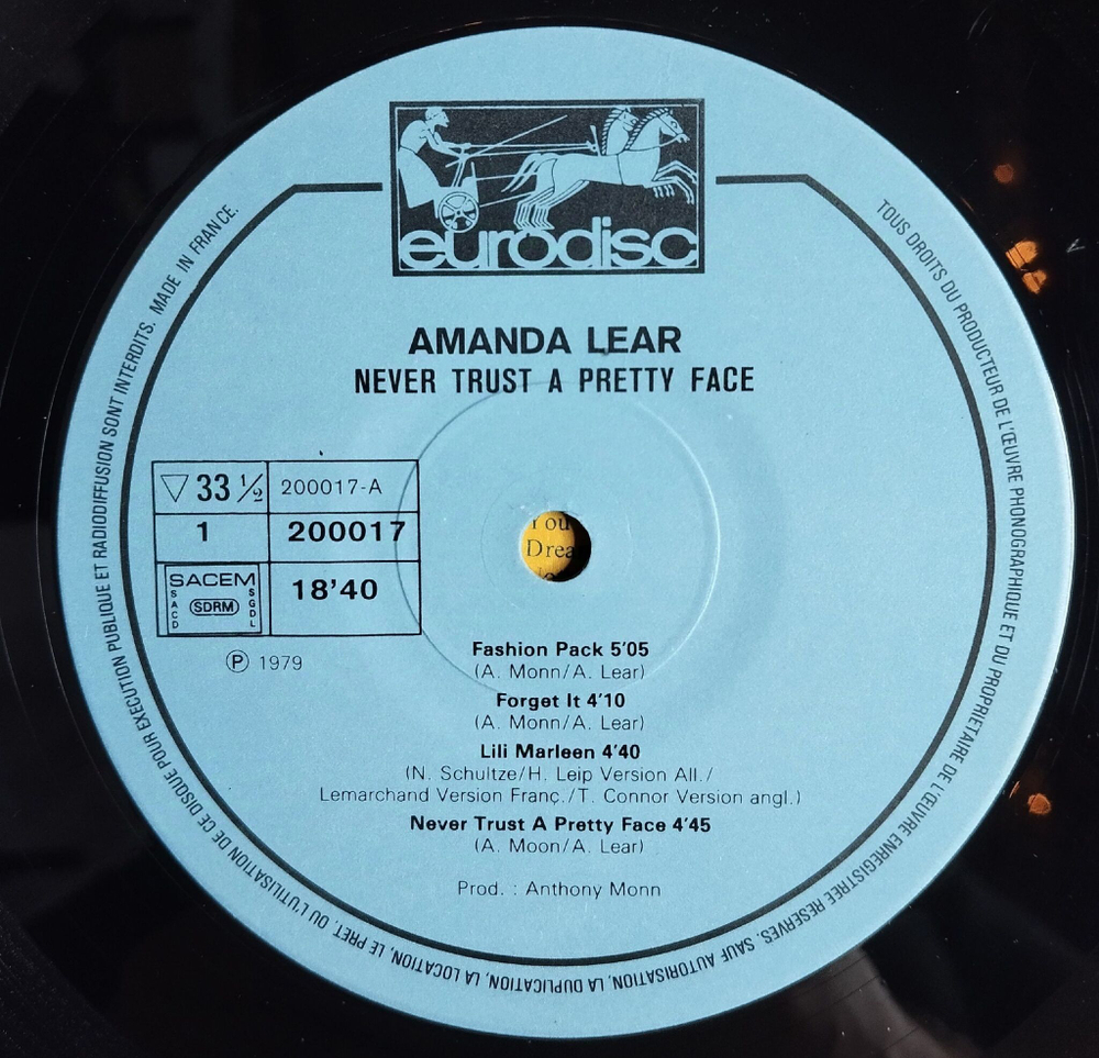 Винтажная виниловая пластинка LP Amanda Lear Never Trust A Pretty Face (France 1979)