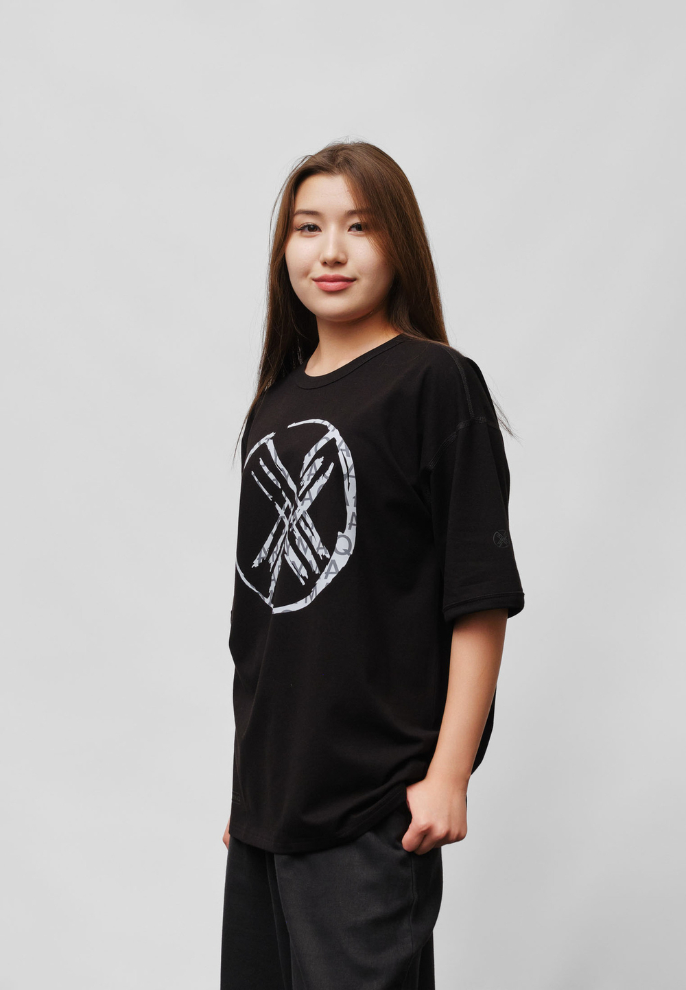 Футболка оверсайз SHANYRAQ BLACK