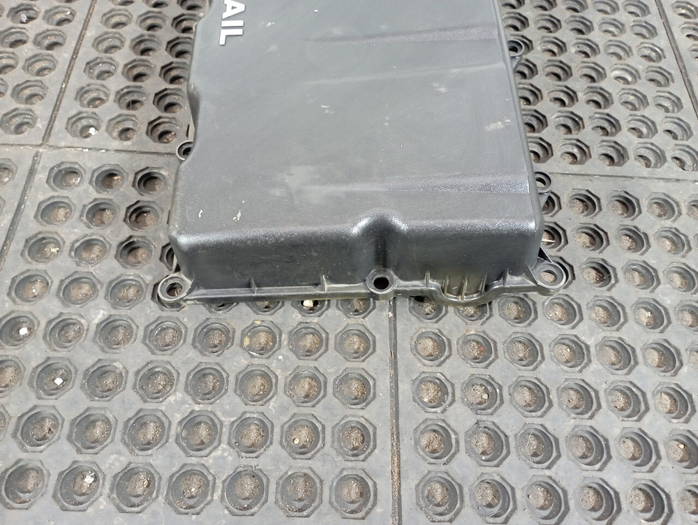 Крышка клапанная