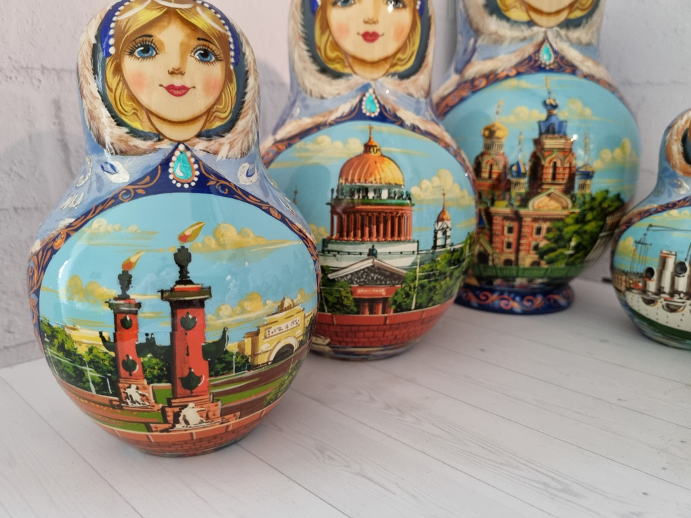 Матрешка 10 мест, Виды Санкт-Петербурга