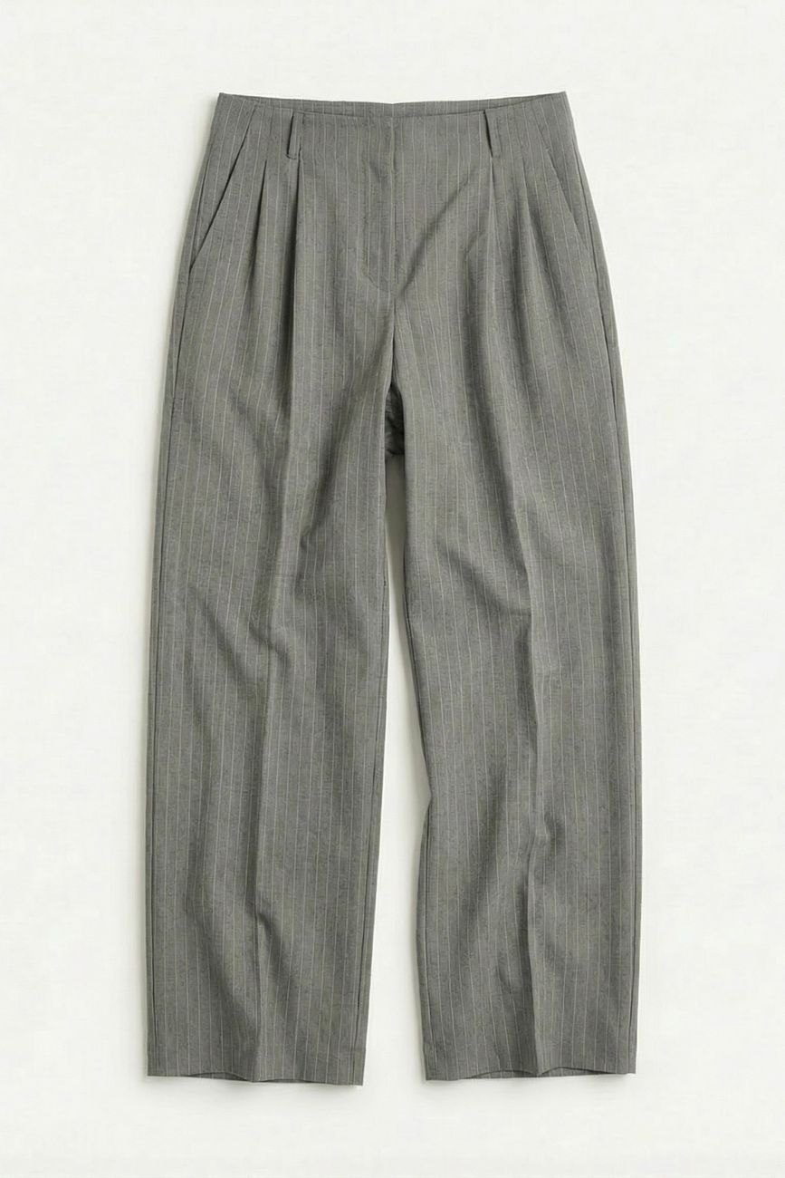 Брюки с защипами в полоску, серый
