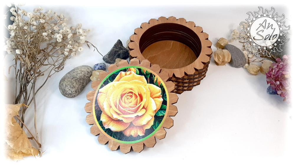 Большая деревянная шкатулка "Желтая роза"