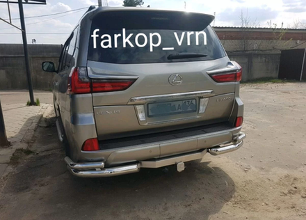 Установка фаркопа на Lexus 450D