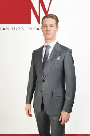 Классический костюм