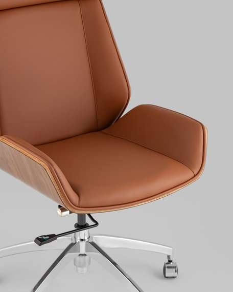 Кресло руководителя Crown коричневое