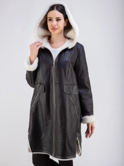 Дубленка зимняя натуральная с капюшоном