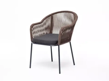 "Лион" стул плетеный из роупа, каркас из стали темно-серый (RAL7024) муар, роуп коричневый круглый, ткань темно-серая 027