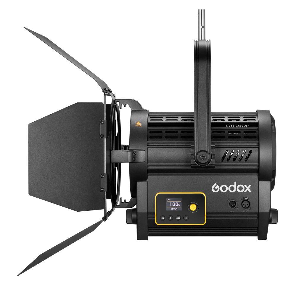 Осветитель Godox F7-120Bi K2 с линзой Френеля, 3200-5600K, 120 Вт