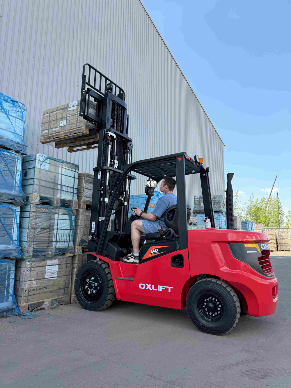 Погрузчик дизельный OXLIFT CPCD30-A2S1 г/п 3,0 тонны, с японским двигателем