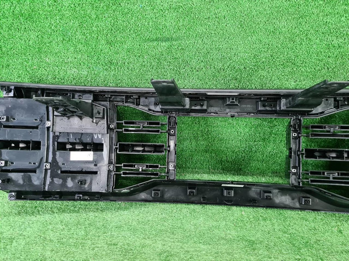 Решетка радиатора Kia Mohave 1 HM (2019-н.в.)