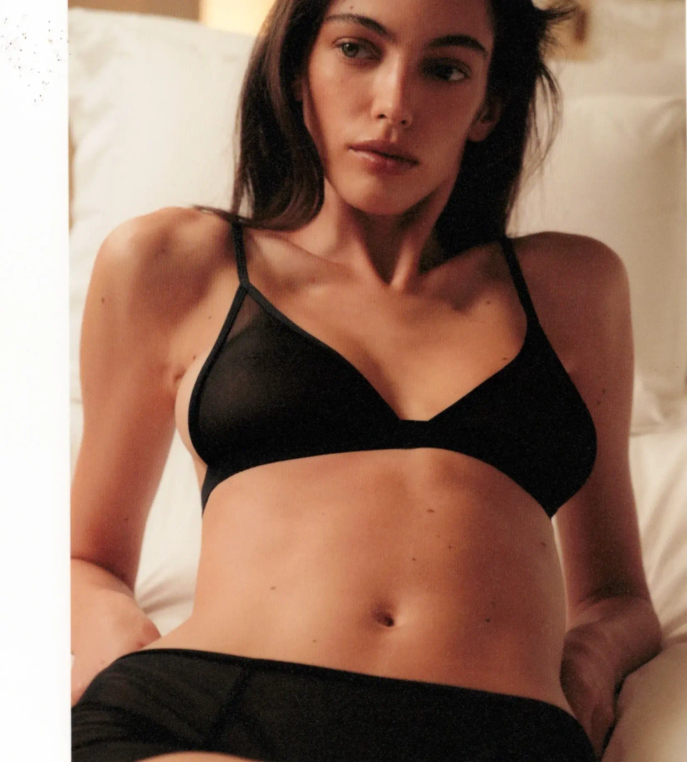 Бюстгальтер черный