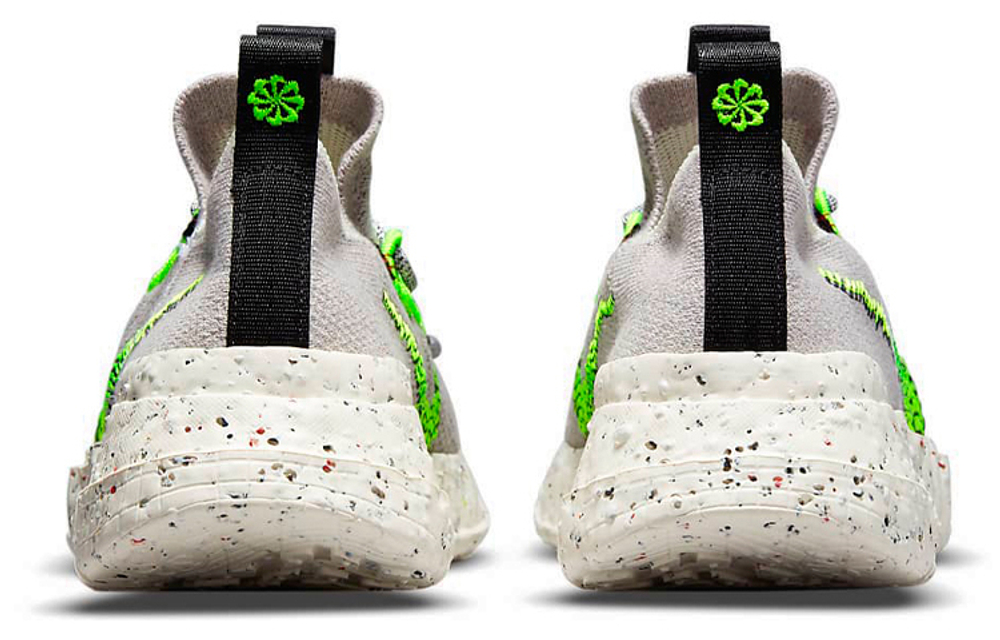 Кроссовки Nike Space Hippie 01