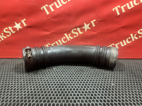 Патрубок интеркулера