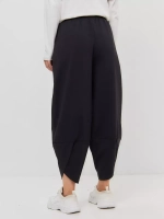 Брюки бананы трикотажные чёрный