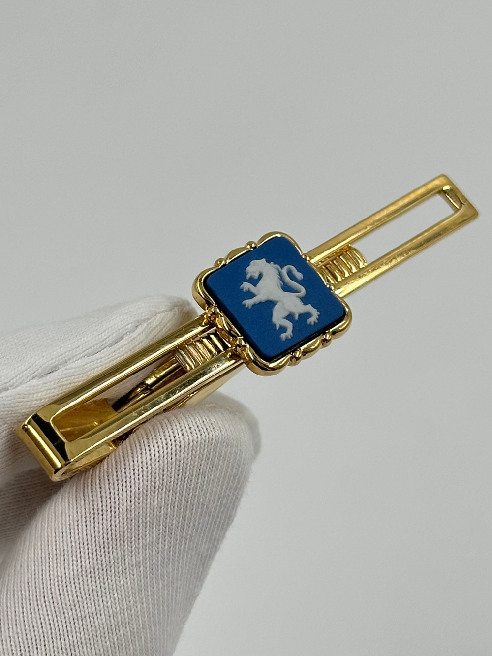Зажим для галстука «Лев» Wedgwood