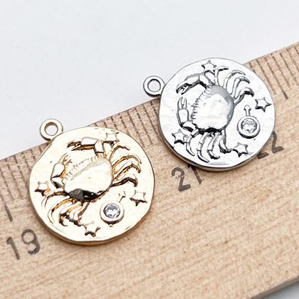 Подвеска Знак Зодиака Рак, цвет золото, фианит, размер 16*14 мм, цена за 1 шт