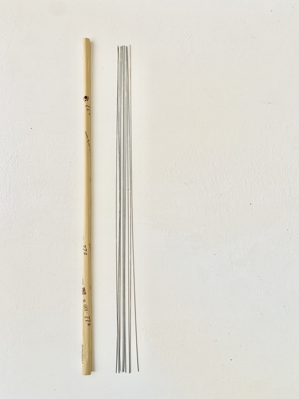 Проволока голая японская для цветов №22 (без оплетки, 45 см, 100 шт.)