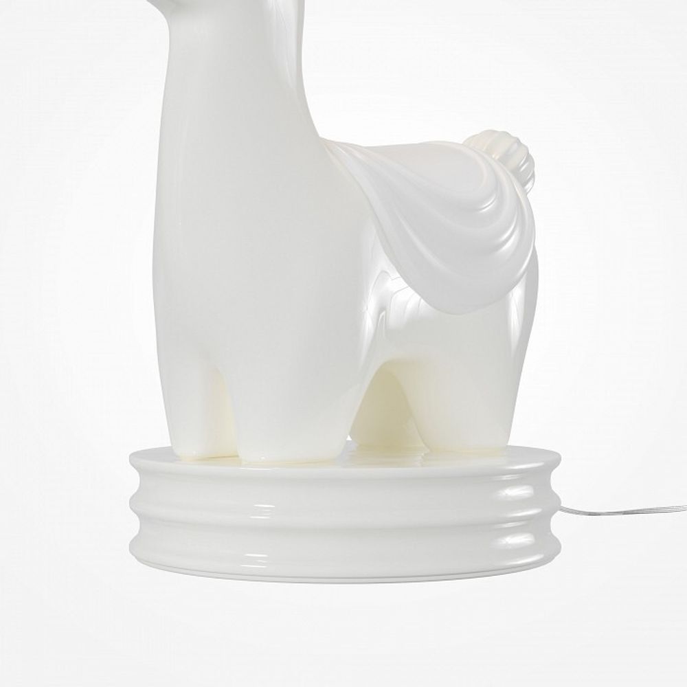 Настольная лампа декоративная Maytoni Senor Alpaca MOD377TL-L5W3K