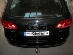 Фаркоп оцинкованный Galia V071C для Volkswagen Passat B6 2005-2010, Passat B7 2010-2015, Passat CC 2012-, Passat Alltrack B7 2012-2015(паспорт и сертификат в комплекте)(без электрики)