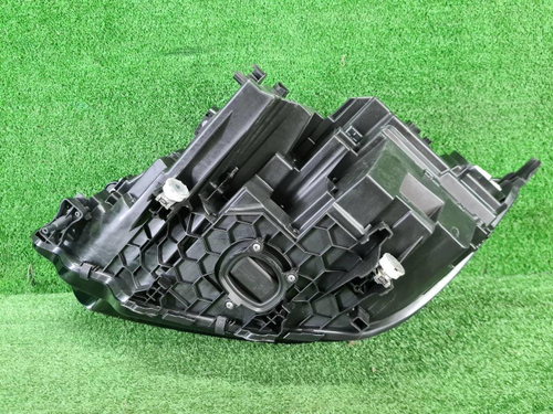 Фара правая BMW 8er G14 G15 G16 (2018-2022) Laser