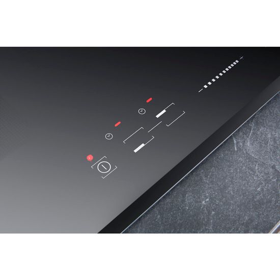 Индукционная варочная панель Hotpoint-Ariston KIS 841 F B