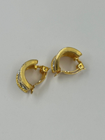 Клипсы с кремовой и синей эмалью