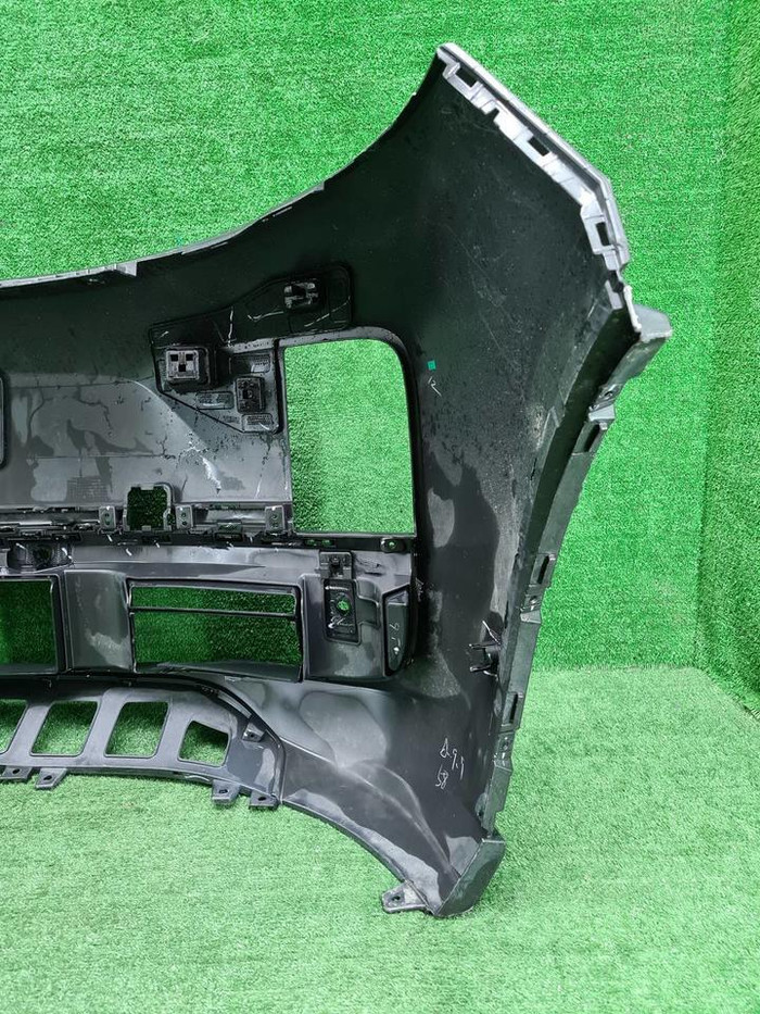 Бампер передний Lixiang L9 (2022-н.в.)